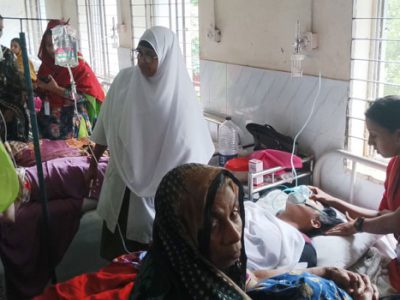 ভালুকা পোশাক কারখনার ৭০ শ্রমিক অসুস্থ