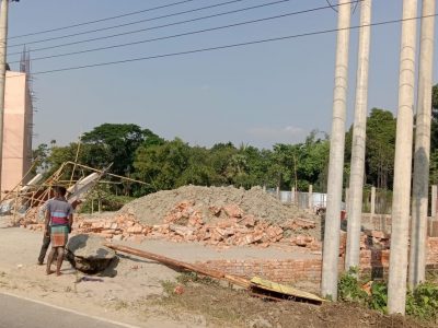 ময়মনসিংহে এতিমখানা নির্মাণে বাঁধা, এলাকায় উত্তেজনাঃ পুলিশ মোতায়েন