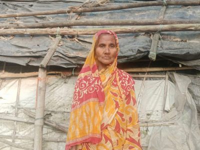অসহায় ছাহেরার ঝুপরি ঘরে ছেড়া কাঁথাতেই শীত নিবারণ, রাত কাটে আতঙ্কে