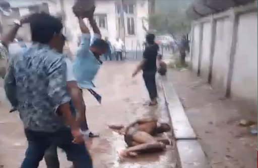 ভাঙারি ব্যবসায়ী সোহাগকে প্রকাশ্যে পিটিয়ে ও মাথা থেঁতলে নির্মমভাবে হত্যাঃ গ্রেফতার ২