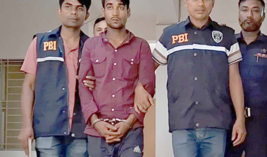 সেপটিক ট্যাঙ্ক থেকে মরদেহ উদ্ধারের ঘটনায় যুবক গ্রেপ্তার