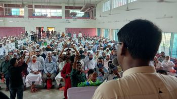 ঈশ্বরগঞ্জে ১৫০ মসজিদ-মাদ্রাসায় ১৫ লাখ টাকা অনুদান দিলেন বিএনপি নেতা মাজেদ