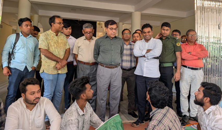 অনশনের পর নজরুল বিশ্ববিদ্যালয়ে ছাত্র সংসদ নির্বাচনের রোডম্যাপ ঘোষণা