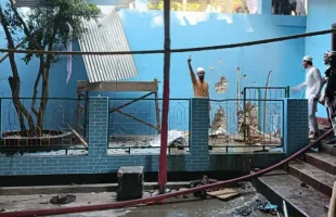 নুরাল পাগলা’ মরদেহ কবর থেকে তুলে আগুন দিয়ে পুড়িয়ে তৌহিদি জনতা’ পরিচয়েঃ এক ভক্ত নিহতঃ গ্রেফতার ৫