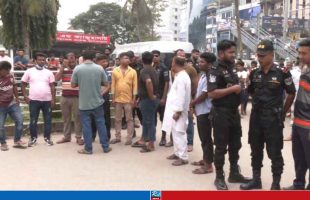 ময়মনসিংহ মেডিকেল কলেজ হাসপাতালে অভিযানে ২০ দালাল আটক