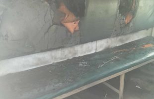 ময়মনসিংহ স্টেশনে ট্রেনে আগুন, সিটে পাওয়া গেল পেট্রোল ও গানপাওডার