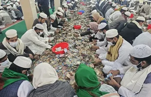 ৪ মাস ১৮দিনে  পাগলা মসজিদের দানবাক্সে পাওয়া গেল  ১১ কোটি ৭৮ লাখ  সাড়ে  ৪৮ হাজার  টাকা