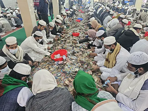 ৪ মাস ১৮দিনে  পাগলা মসজিদের দানবাক্সে পাওয়া গেল  ১১ কোটি ৭৮ লাখ  সাড়ে  ৪৮ হাজার  টাকা