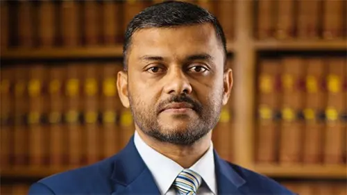 ধর্ম অবমাননার অভিযোগে শিশির মনিরের বিরুদ্ধে মামলা, ডিবিকে প্রতিবেদন দাখিলের নির্দেশ