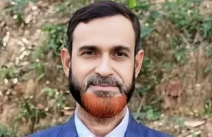 ৩৫০ মাইল দূরে বদলি হওয়া শিক্ষক নেতা প্রয়োজনে আইনি লড়াইয়ে যাবো তবুও আন্দোলন থেকে সরে আসবো না