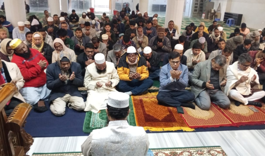 খালেদা জিয়ার বিদেহী আত্মার মাগফিরাত কামনায় নজরুল বিশ্ববিদ্যালয়ে দোয়া মাহফিল