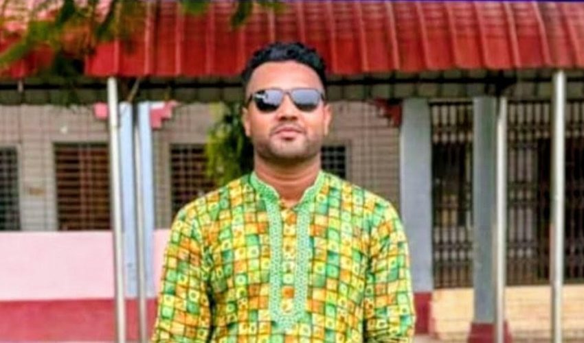 পরীক্ষায় প্রশ্নপত্র ফাঁসের অভিযোগে ছাত্রলীগ নেতা সাদিকুলের বিরুদ্ধে মামলা, পরীক্ষার্থী বহিষ্কার